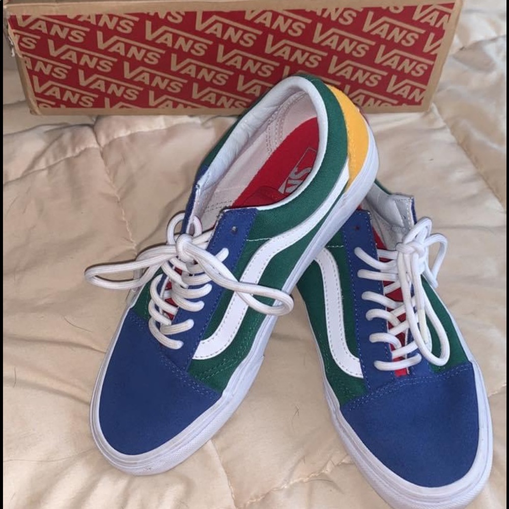 Old skool yacht club vans